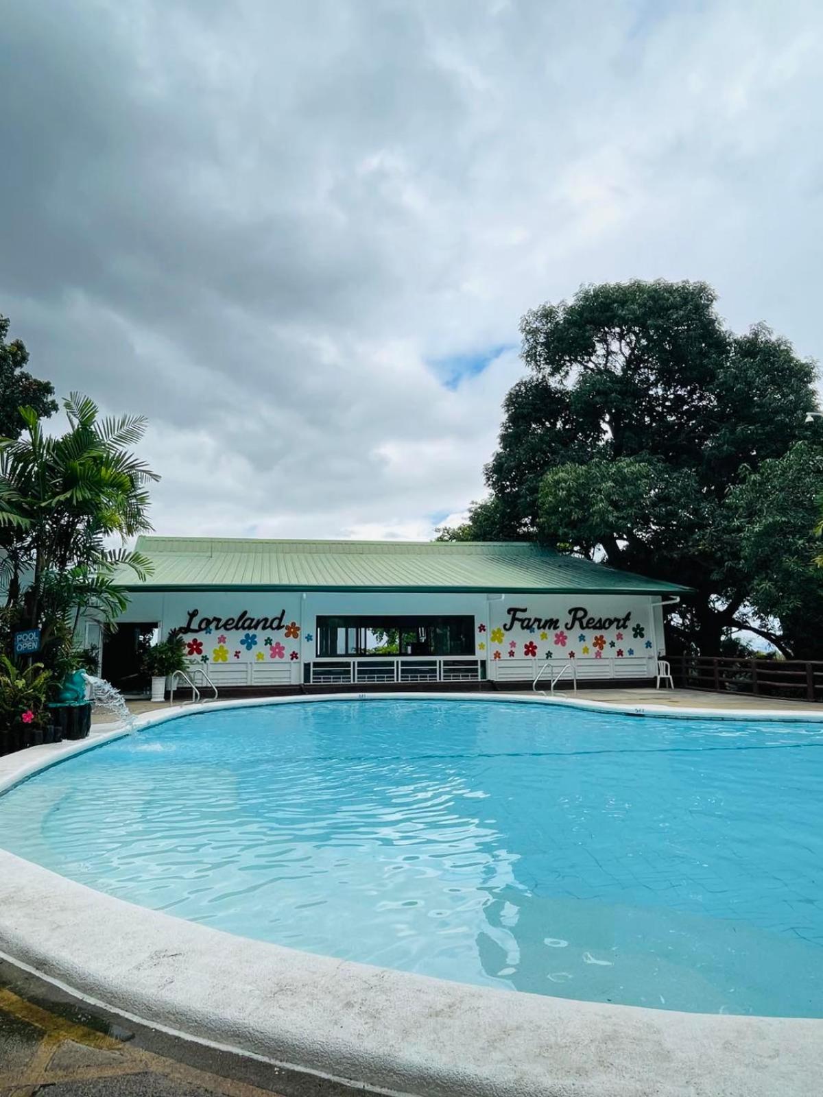 Loreland Farm Resort Antipolo Exterior foto